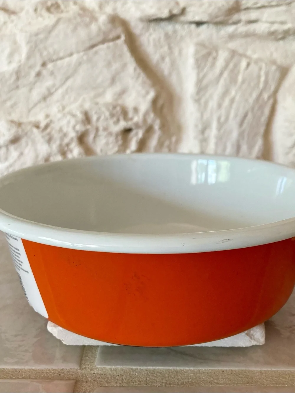 NWT Le Creuset Set of Pet Bowls with Red and Orange Bone Logo - Set of 2